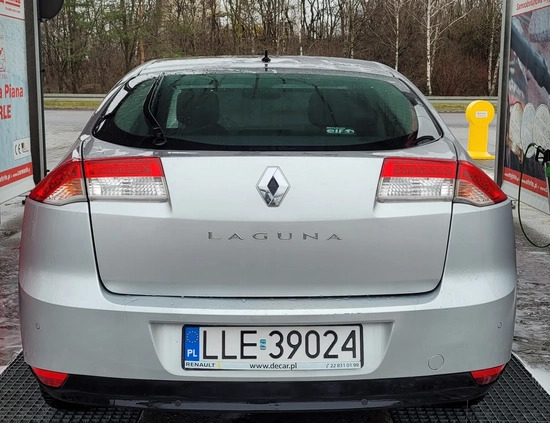 Renault Laguna cena 21400 przebieg: 271000, rok produkcji 2010 z Siechnice małe 46